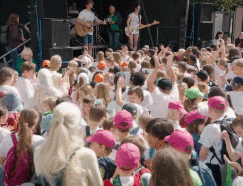 Schlawindl vor 1500 Kinder in Erding „Unsre Umwelt geht uns alle an“
